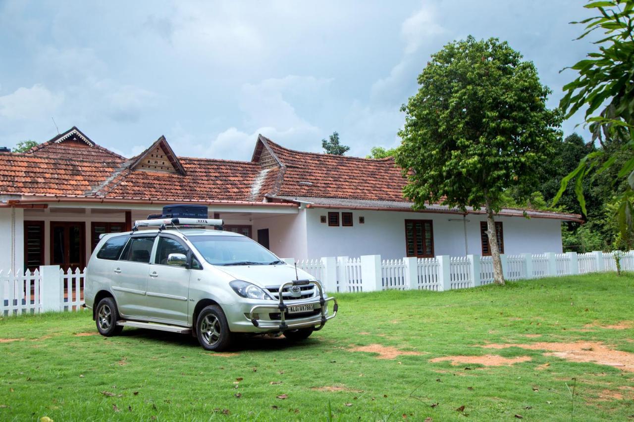 Akkara Homestay & Ayurveda Котаям Екстериор снимка