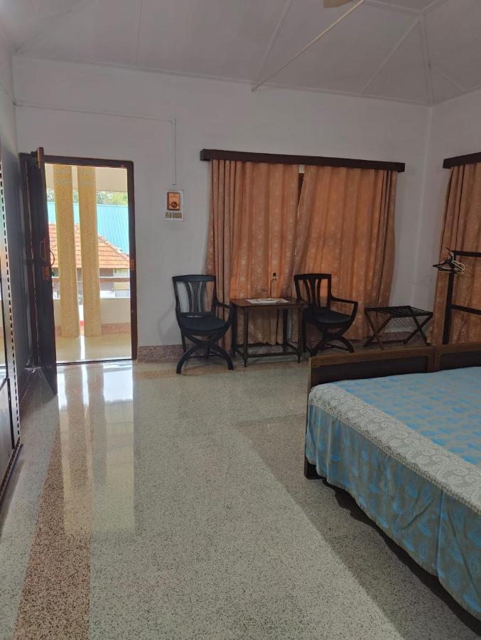 Akkara Homestay & Ayurveda Котаям Екстериор снимка