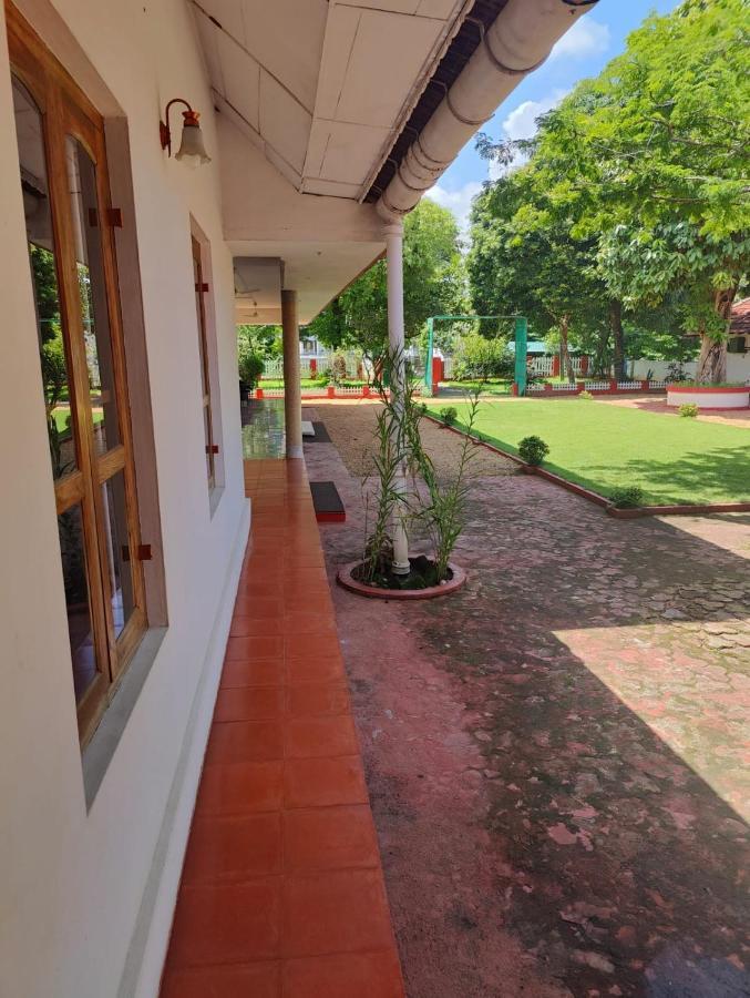 Akkara Homestay & Ayurveda Котаям Екстериор снимка