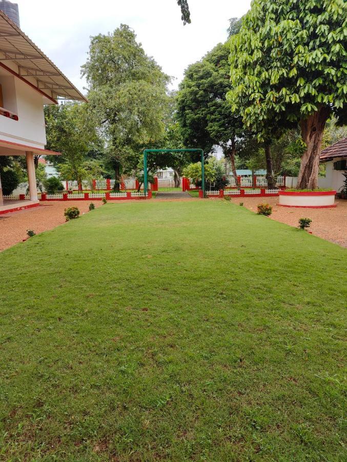 Akkara Homestay & Ayurveda Котаям Екстериор снимка